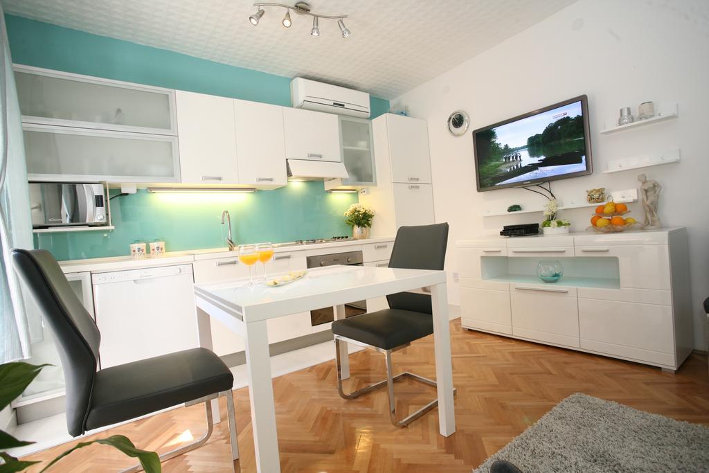 Apartments & Rooms Trogir Stars Free Parking Eksteriør billede